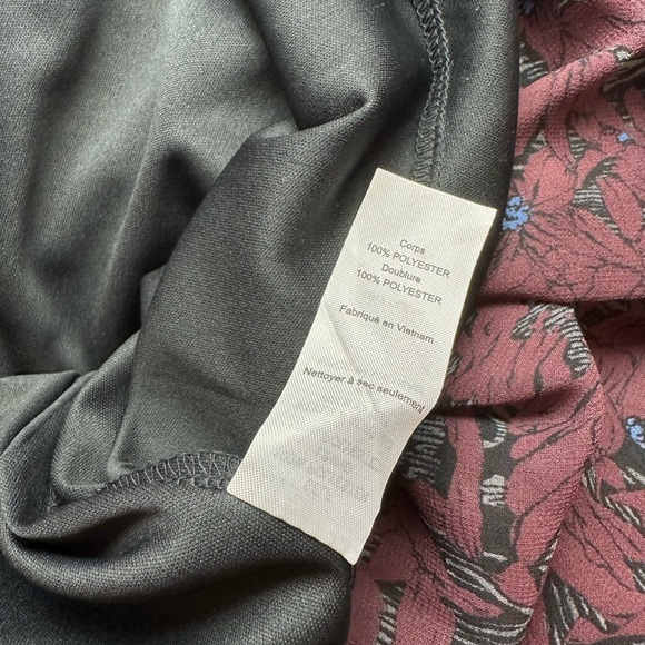 ASTR Burgundy Floral Back Cutout Shift Dress Long Sleeve EUC - Picture 10 of 10